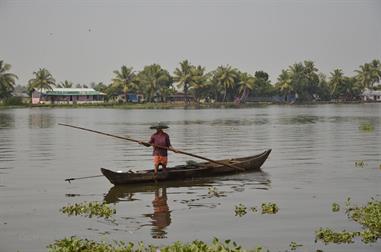 Houseboat-Tour from Alleppey to Kollam_DSC6439_H600